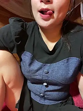 violet-00 online show from May 2026 02:09:02 AM