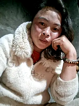 Snapshot of xuxulovezz chatting on March 2026 01:05:01 PM xuxulovezz online show from March 2026 01:05:01 PM