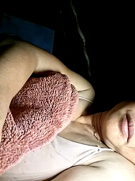 Snapshot of xuxulovezz chatting on March 2026 01:58:02 PM xuxulovezz online show from March 2026 01:58:02 PM