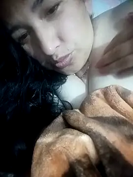 rossiteylor online show from April 2026 10:42:02 AM