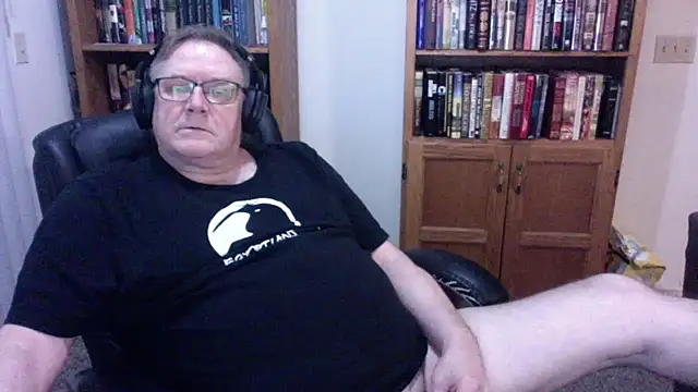 Vinyl22xh online show from May 2026 03:46:02 AM