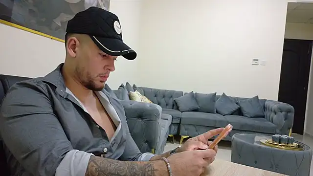 maximus888A online show from June 2026 07:58:02 PM