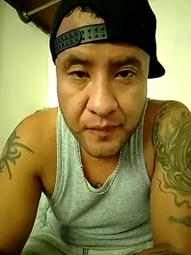 Snapshot of Ruloluna chatting on October 2025 07:08:01 PM Ruloluna online show from October 2025 07:08:01 PM