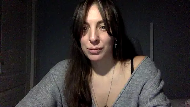 Snapshot of Myronell chatting on November 2025 06:19:02 PM Myronell online show from November 2025 06:19:02 PM