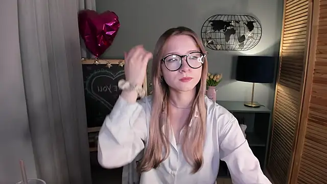 elliupp online show from October 2025 08:23:02 AM