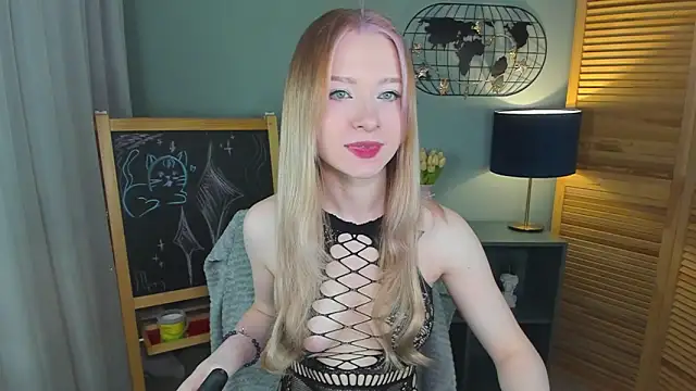 elliupp online show from May 2026 05:18:02 PM