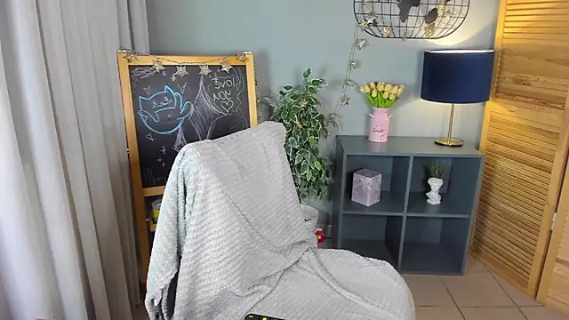 elliupp online show from June 2026 03:56:01 PM