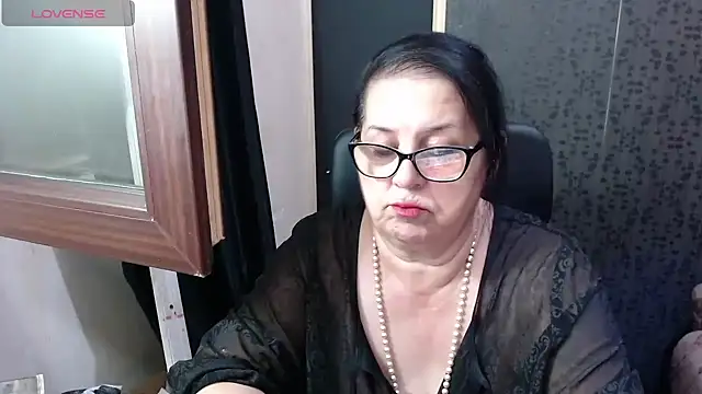 MissSanjanne online show from July 2026 08:45:02 PM