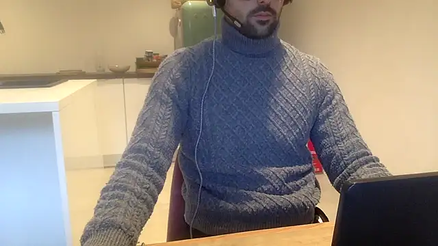 Snapshot of eauminerale chatting on January 2026 01:26:01 PM eauminerale online show from January 2026 01:26:01 PM