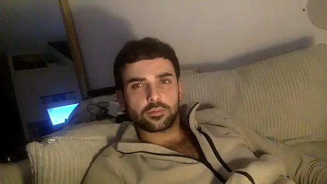 Snapshot of eauminerale chatting on February 2026 09:41:01 PM eauminerale online show from February 2026 09:41:01 PM