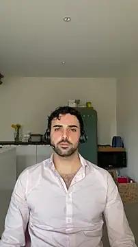 Snapshot of eauminerale chatting on February 2026 09:28:02 AM eauminerale online show from February 2026 09:28:02 AM