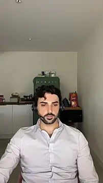 eauminerale online show from May 2026 10:10:01 AM