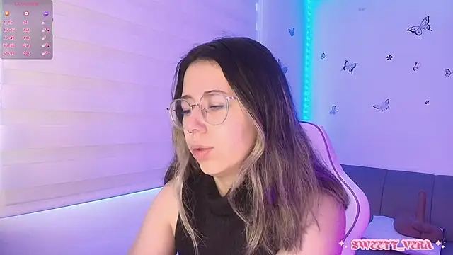 sweettvera online show from April 2026 01:14:02 PM