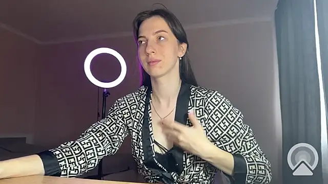 Prettyyy Angel online show from November 2025 06:34:01 AM