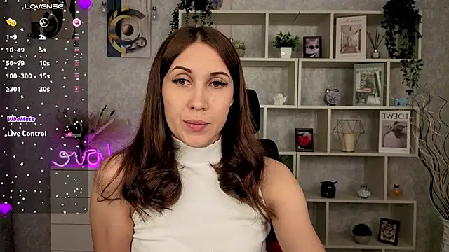 Snapshot of DreamVelour chatting on October 2025 07:47:02 PM DreamVelour online show from October 2025 07:47:02 PM