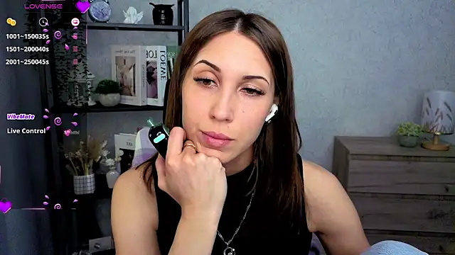 Snapshot of DreamVelour chatting on March 2026 08:35:02 PM DreamVelour online show from March 2026 08:35:02 PM