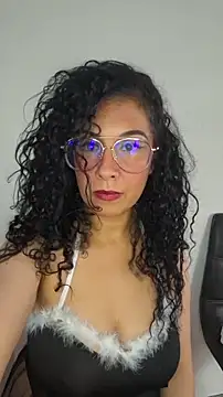 Snapshot of LondonHilton chatting on February 2026 05:28:01 PM LondonHilton online show from February 2026 05:28:01 PM