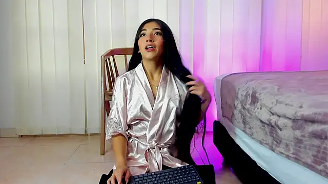 Snapshot of Mariana_Kalo chatting on April 2026 01:16:02 PM Mariana Kalo online show from April 2026 01:16:02 PM