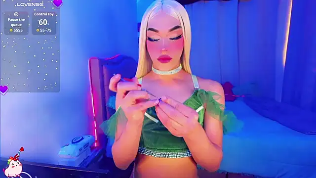 Snapshot of Sexy_Amaya chatting on September 2025 01:43:01 AM Sexy Amaya online show from September 2025 01:43:01 AM