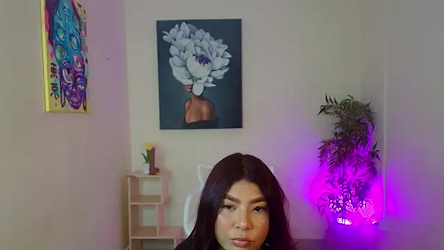 Snapshot of Danisha_chase chatting on November 2025 08:19:01 PM Danisha chase online show from November 2025 08:19:01 PM