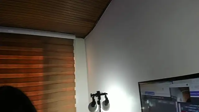 Snapshot of Antonela_vargas chatting on December 2025 12:09:01 PM Antonela vargas online show from December 2025 12:09:01 PM