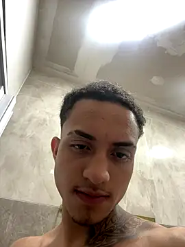 henrique61 online show from October 2025 08:26:02 AM