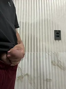 henrique61 online show from February 2026 02:26:01 AM