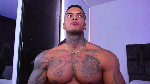 Snapshot of binmontana_ chatting on October 2025 09:13:01 PM binmontana online show from October 2025 09:13:01 PM