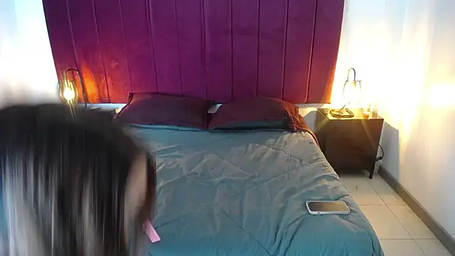 Pamela Johnsn online show from October 2025 01:10:01 PM