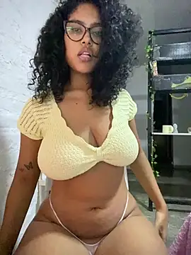 miiabrown18 online show from May 2026 01:14:02 AM