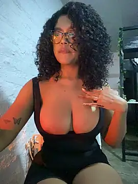 miiabrown18 online show from June 2026 11:44:01 PM