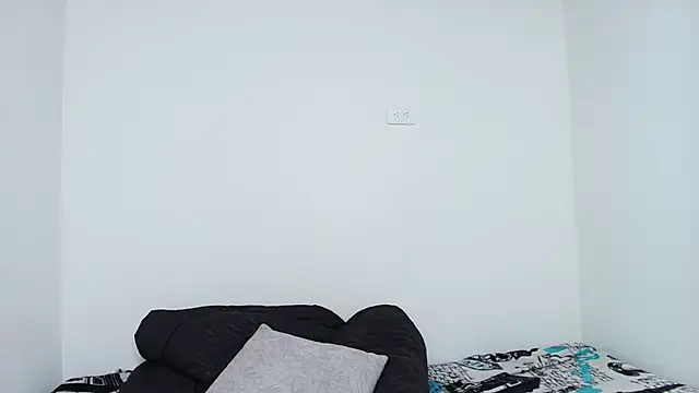 Snapshot of Emilie_Soler12 chatting on October 2025 07:22:01 PM Emilie Soler12 online show from October 2025 07:22:01 PM