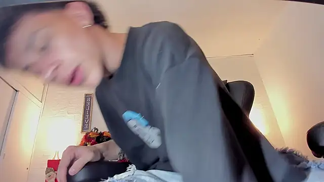 iammariano online show from December 2025 03:34:01 AM