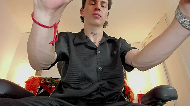 iammariano online show from December 2025 03:46:02 AM