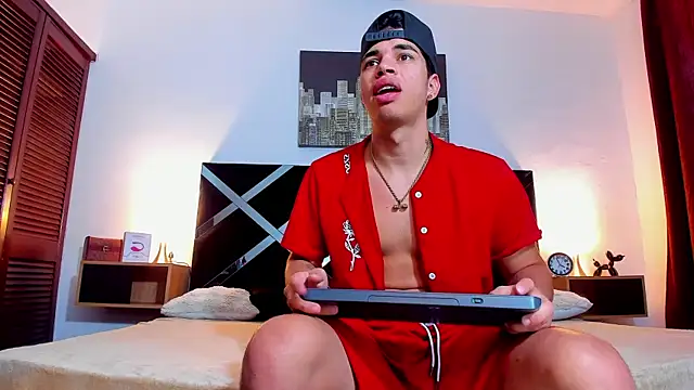 iammariano online show from April 2026 01:03:02 PM