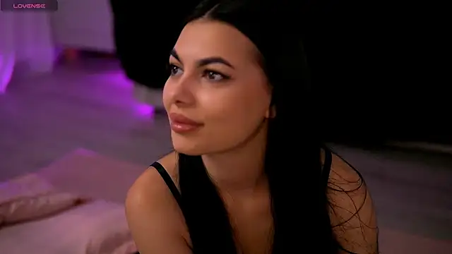 SierraVyx online show from October 2025 07:09:02 AM