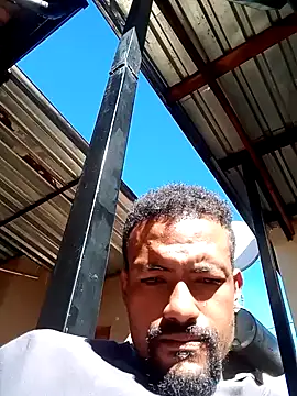 Goofygoody17 online show from May 2026 09:25:01 AM