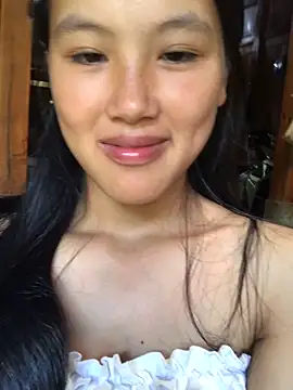 Snapshot of Mai_lovely chatting on September 2025 03:45:02 AM Mai lovely online show from September 2025 03:45:02 AM