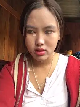 Snapshot of Mai_lovely chatting on November 2025 02:21:01 AM Mai lovely online show from November 2025 02:21:01 AM