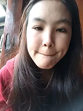 Snapshot of Mai_lovely chatting on December 2025 06:52:01 AM Mai lovely online show from December 2025 06:52:01 AM