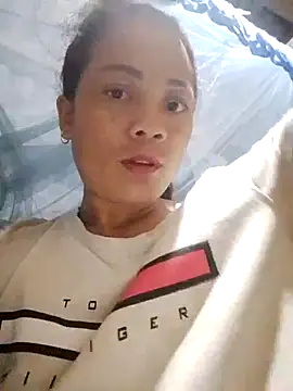 Bonnie-sexy online show from October 2025 08:00:02 PM