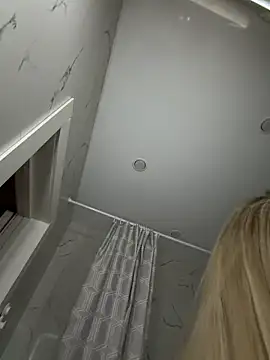 Snapshot of MaryDavies chatting on April 2026 09:05:02 PM MaryDavies online show from April 2026 09:05:02 PM