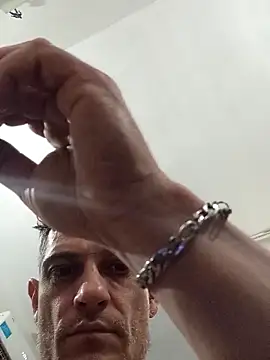 Snapshot of SexyStrp chatting on April 2026 05:16:01 AM SexyStrp online show from April 2026 05:16:01 AM