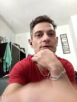 Snapshot of SexyStrp chatting on April 2026 11:48:01 AM SexyStrp online show from April 2026 11:48:01 AM