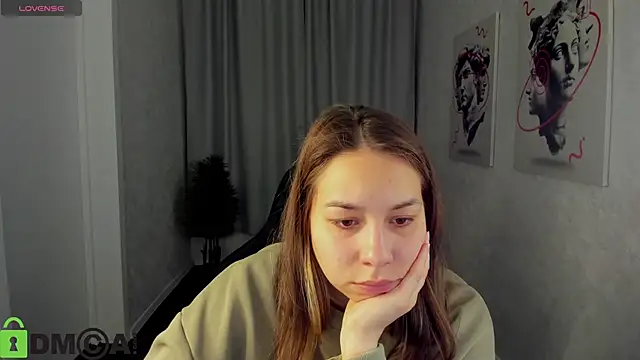 Snapshot of Al1ice_Moures chatting on October 2025 01:13:02 AM Al1ice Moures online show from October 2025 01:13:02 AM