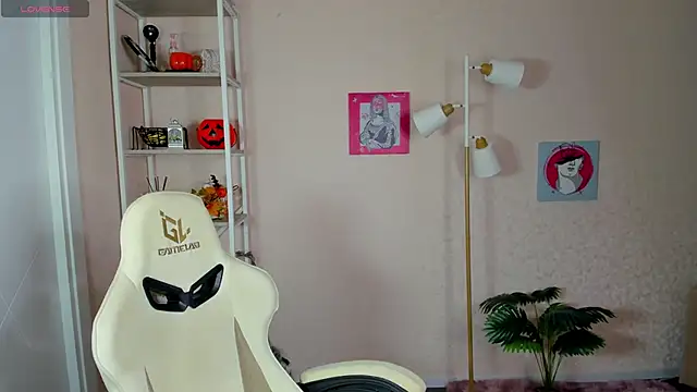 Snapshot of Al1ice_Moures chatting on November 2025 01:16:01 AM Al1ice Moures online show from November 2025 01:16:01 AM