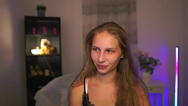 emmie murray online show from July 2026 07:10:02 PM