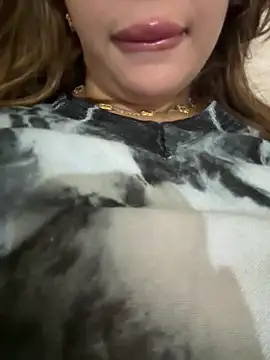 Snapshot of Laila-sexi chatting on November 2025 01:01:02 PM Laila-sexi online show from November 2025 01:01:02 PM