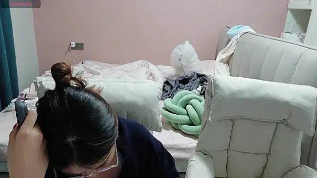 Snapshot of redrose520 chatting on November 2025 09:55:02 AM redrose520 online show from November 2025 09:55:02 AM