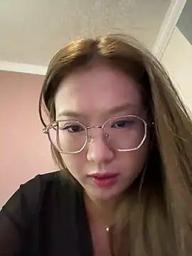 redrose520 online show from March 2026 12:55:01 PM